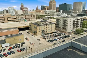 418 N 3rd St, Milwaukee, WI 53203 - Photo 46