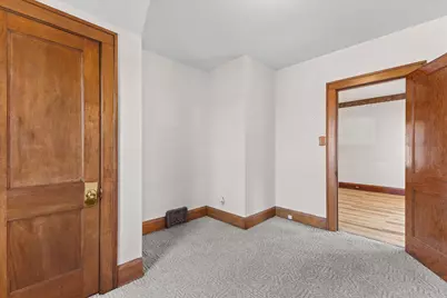 710  Montana Ave, South Milwaukee, WI 53172 - Photo 16