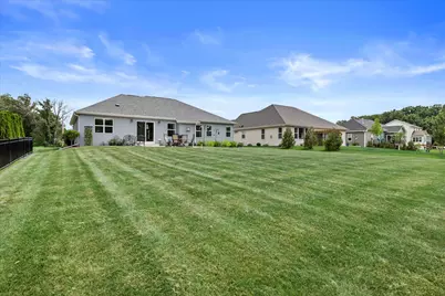 364  Kiddle Ln, Racine, WI 53182 - Photo 40