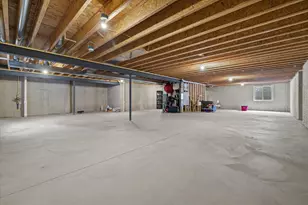 364 Kiddle Ln, Racine, WI 53182 - Photo 28