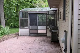 1912 Mapletree Rd, Howards Grove, WI 53083 - Photo 6