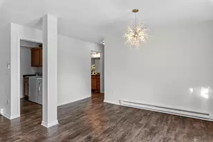 2201 Stonecroft Dr, Grafton, WI 53024 - Photo 12
