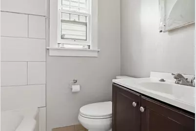 2838 N Weil St, Milwaukee, WI 53212 - Photo 8