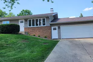 1707 Miller Rd, Lake Geneva, WI 53147 - Photo 2
