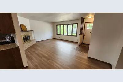 1707  Miller Rd, Lake Geneva, WI 53147 - Photo 4