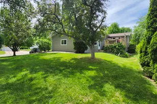 1707 Miller Rd, Lake Geneva, WI 53147 - Photo 18