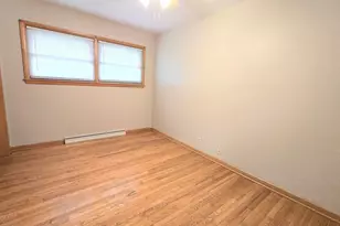 4321 N 75th St, Milwaukee, WI 53216 - Photo 12