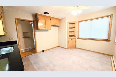 4321 N 75th St, Milwaukee, WI 53216 - Photo 8