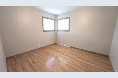 4321 N 75th St, Milwaukee, WI 53216 - Photo 14