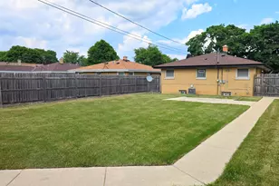 4321 N 75th St, Milwaukee, WI 53216 - Photo 20