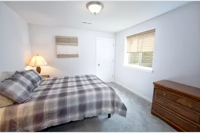 7871 W Park Cir Way, Franklin, WI 53132 - Photo 22
