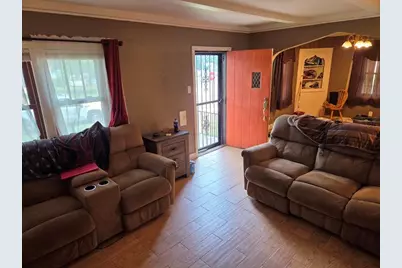 1654 S 20th St, Sheboygan, WI 53081 - Photo 2