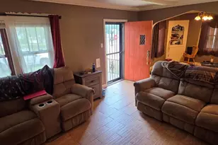 1654 S 20th St, Sheboygan, WI 53081 - Photo 2