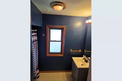 1654 S 20th St, Sheboygan, WI 53081 - Photo 6