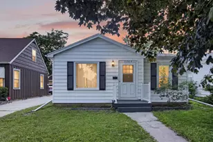 2304 James Blvd, Racine, WI 53403 - Photo 2