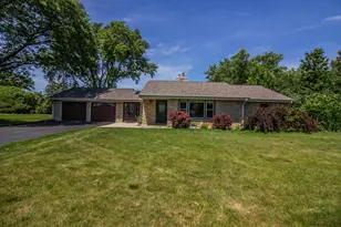N80W16102 Rainbow Dr, Menomonee Falls, WI 53051 - Photo 1