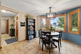 3960 Kings Way, Hartford, WI 53086 - Photo 12