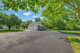 W220N11412 Amy Belle Rd, Germantown, WI 53022 - Photo 102