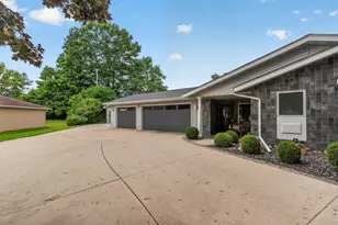 3624 Kettle Round St, Barton, WI 53095 - Photo 54