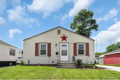 1914  Russet St, Racine, WI 53405 - Photo 2