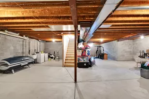 9505 N Michael Ct, Milwaukee, WI 53224 - Photo 26