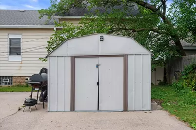 2200 S Winchester St #2202, Milwaukee, WI 53207 - Photo 42