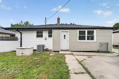 2702  Loraine Ave, Racine, WI 53404 - Photo 18