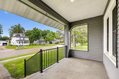 524 E Oak St, Juneau, WI 53039 - Photo 44