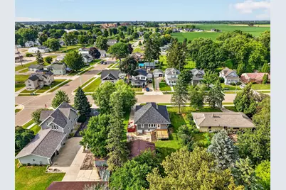 524 E Oak St, Juneau, WI 53039 - Photo 58