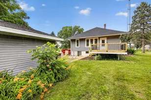 524 E Oak St, Juneau, WI 53039 - Photo 50