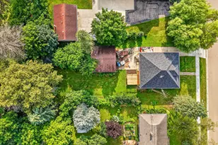 524 E Oak St, Juneau, WI 53039 - Photo 60