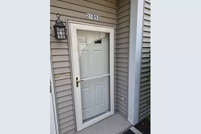 2105  Pine Ridge Ct #G, Grafton, WI 53024 - Photo 2