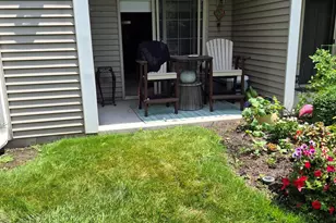 2105 Pine Ridge Ct, Grafton, WI 53024 - Photo 1