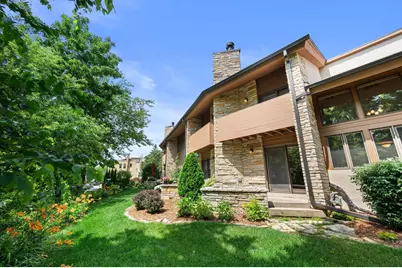 N89W16329  Main St #8, Menomonee Falls, WI 53051 - Photo 26