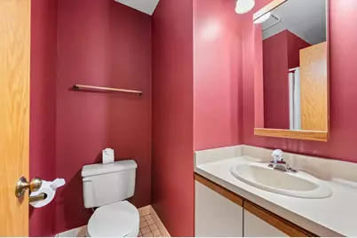 N89W16329  Main St #8, Menomonee Falls, WI 53051 - Photo 22