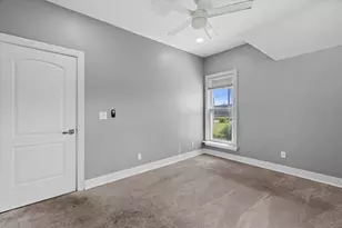 1116 N 13th St, Milwaukee, WI 53233 - Photo 14