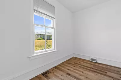 1116 N 13th St, Milwaukee, WI 53233 - Photo 38