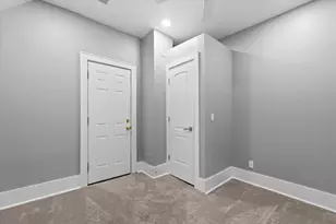 1116 N 13th St, Milwaukee, WI 53233 - Photo 16