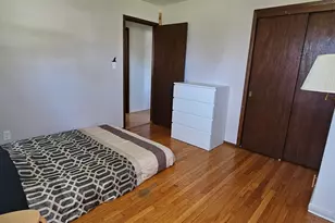 5646 S 45th St, Greenfield, WI 53220 - Photo 18