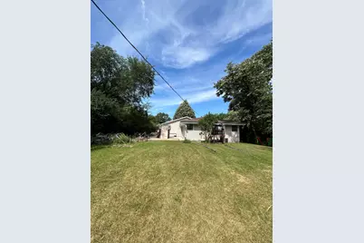 5646 S 45th St, Greenfield, WI 53220 - Photo 24
