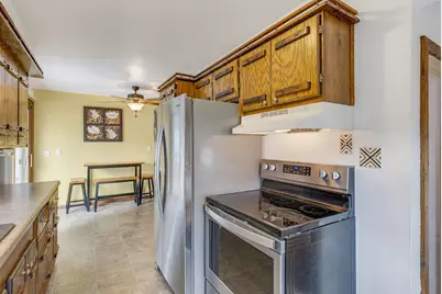 701  Williams Ave, South Milwaukee, WI 53172 - Photo 10