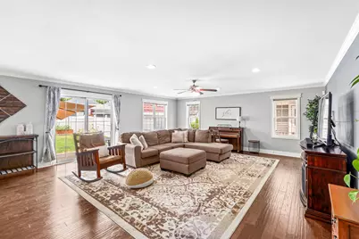 161 N 70th St, Milwaukee, WI 53213 - Photo 6