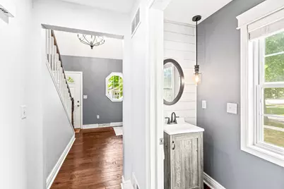 161 N 70th St, Milwaukee, WI 53213 - Photo 16