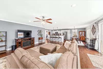 161 N 70th St, Milwaukee, WI 53213 - Photo 10