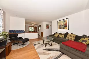 8605 W Lawrence Ave, Milwaukee, WI 53225 - Photo 4