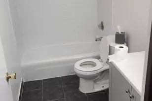 1026 S 33rd St, Milwaukee, WI 53215 - Photo 4