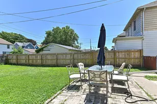 1529 Flett Ave, Racine, WI 53405 - Photo 32
