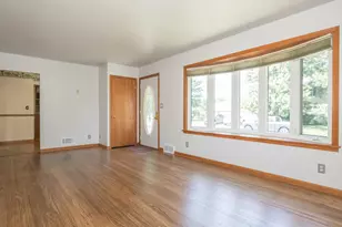 520 39th Ave, Goodview, MN 55987 - Photo 12
