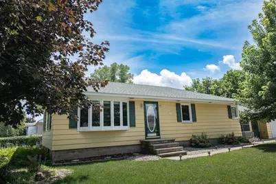 520  39th Ave, Goodview, MN 55987 - Photo 2