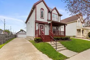 1721 N 21st St, Milwaukee, WI 53205 - Photo 1